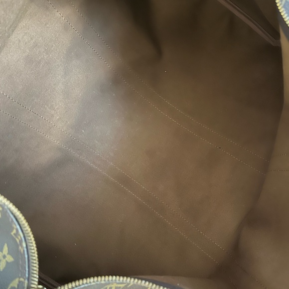 ❌SOLD❌ Louis Vuitton Keepall 50 - Picture 4 of 16